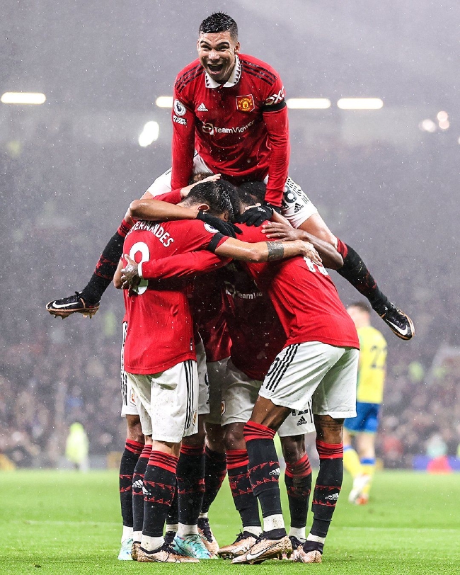 成功将球送 成功将球送